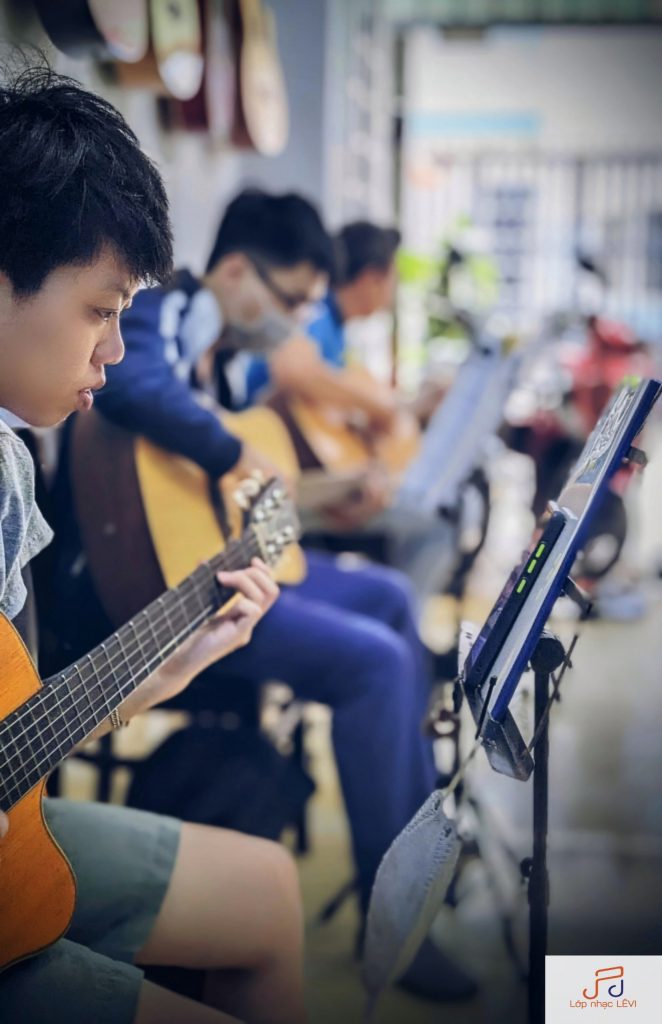 Lớp Học Đàn Guitar Piano Tân Phú Bình Tân